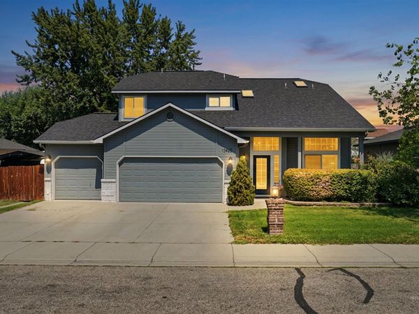 13922 W Dominion Ct, Boise, ID 83713