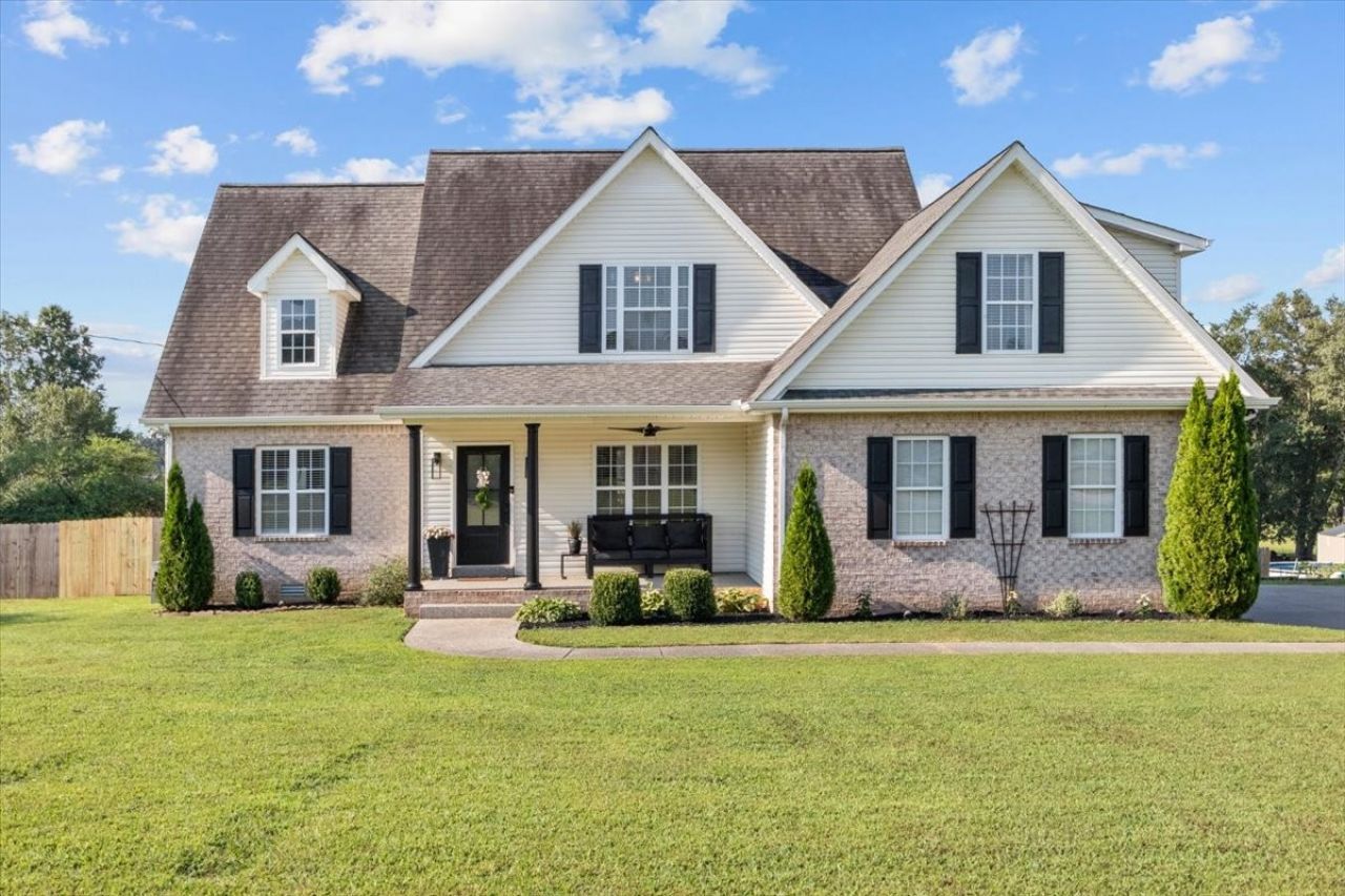 500 Fawn Ct, Burns, TN 37029 Main Photo