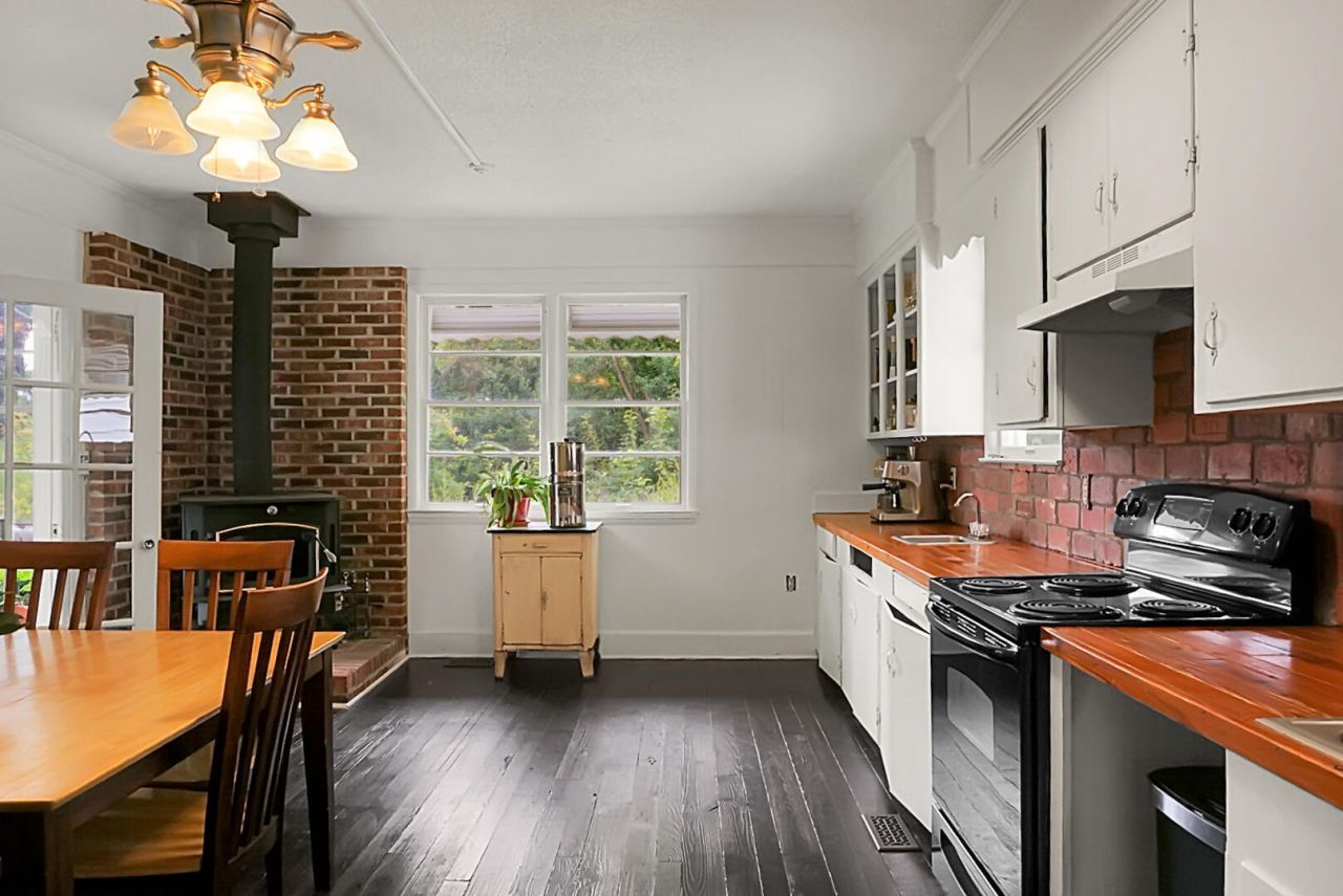 2080 Five Chop Road Photo 10
