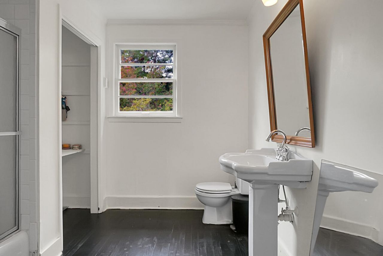 2080 Five Chop Road Photo 34