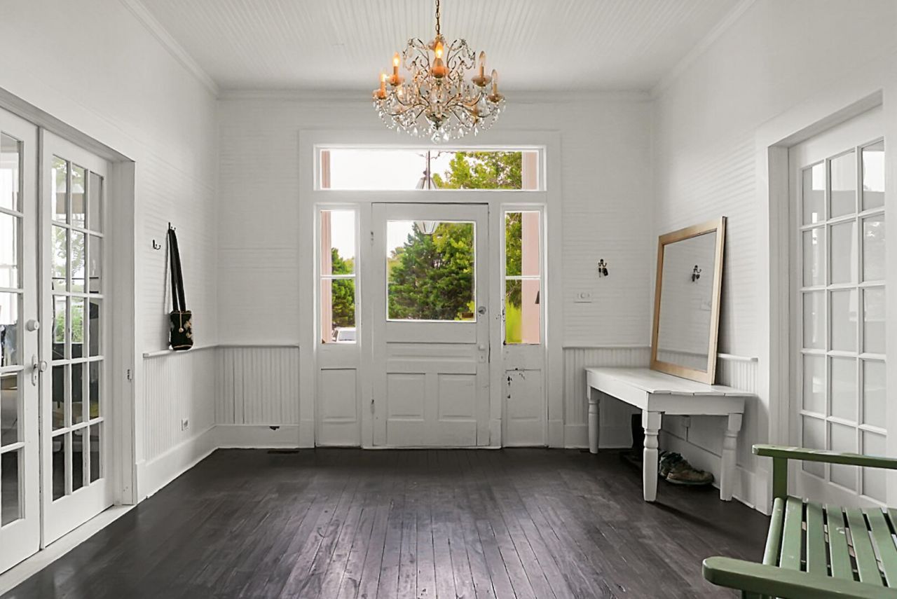2080 Five Chop Road Photo 5