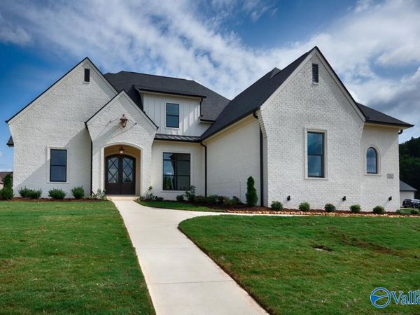 22623 Mary Grace Drive, Athens, AL 35613