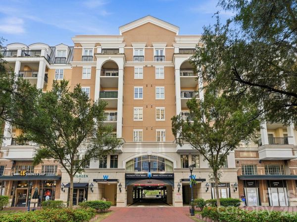 4620 Piedmont Row Drive, Unit 705, Charlotte, NC 28210