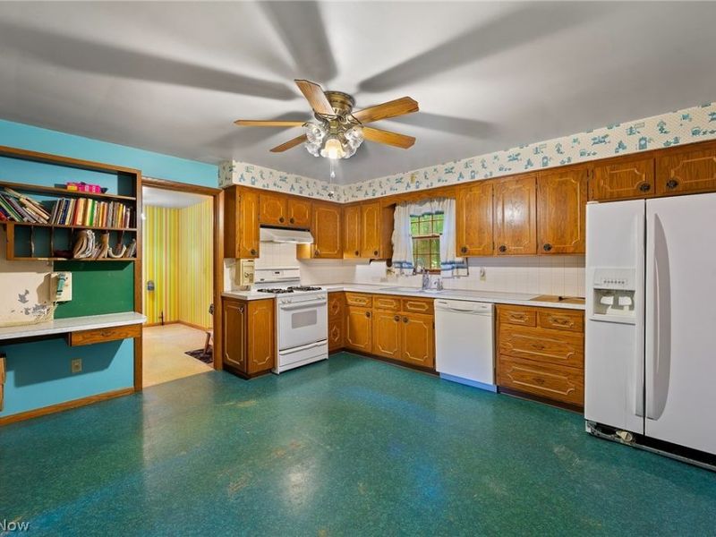 270 Benton Street, Austintown, OH 44515 Photo 13