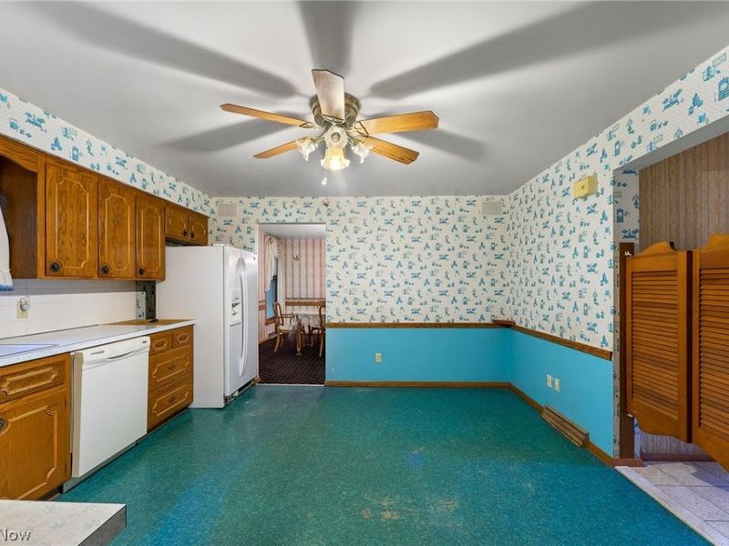 270 Benton Street, Austintown, OH 44515 Photo 14