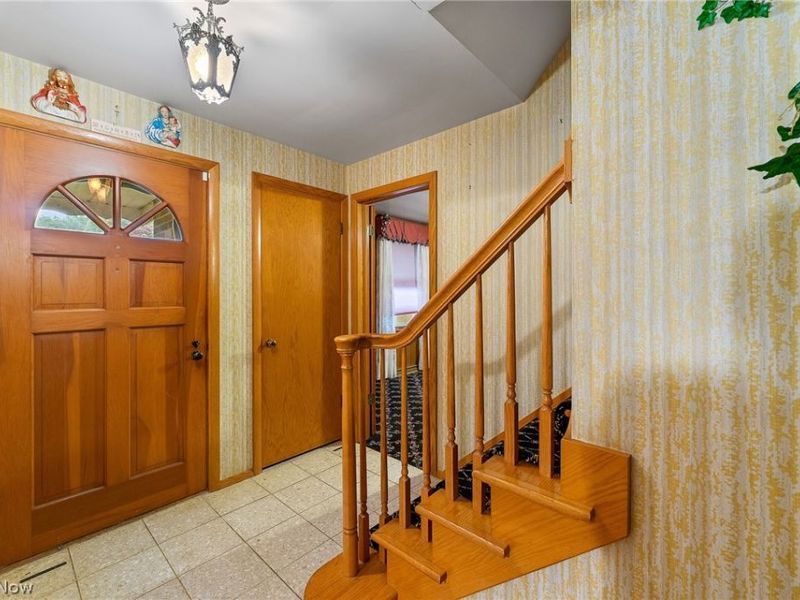 270 Benton Street, Austintown, OH 44515 Photo 9