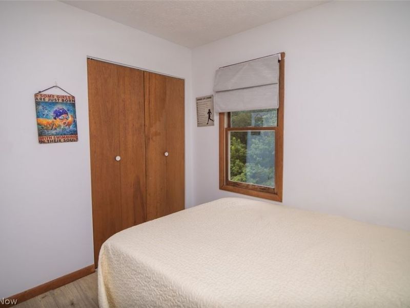 68462 Woodcroft Drive, Saint Clairsville, OH 43950 Photo 16