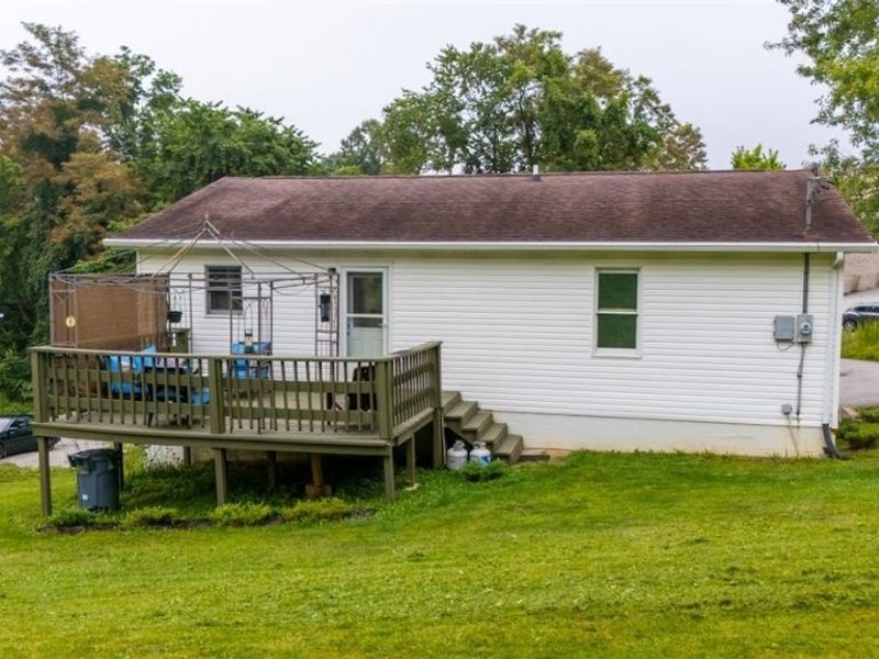 68462 Woodcroft Drive, Saint Clairsville, OH 43950 Photo 29