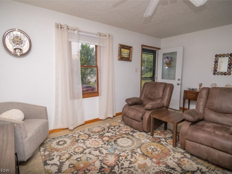 68462 Woodcroft Drive, Saint Clairsville, OH 43950 Photo 8