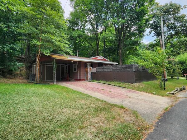 212 Sabie Street, Hot Springs National Park, AR 71901
