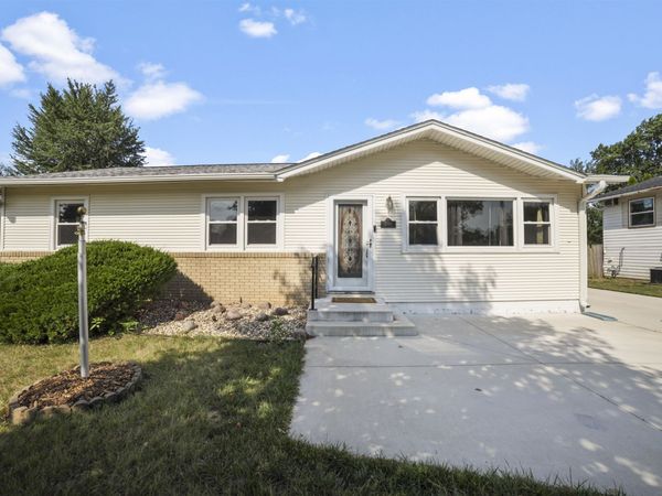 2348 Pioneer Drive, Beloit, WI 53511