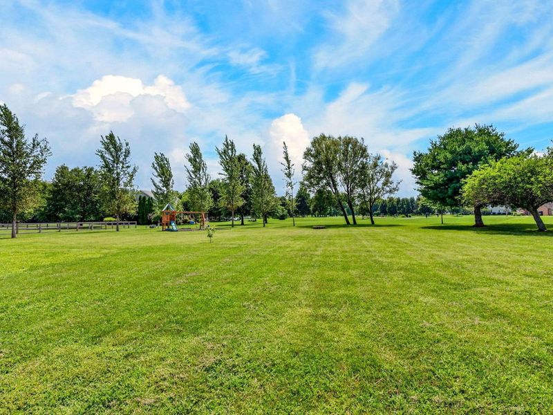 2870 Bridlewood Street , Circleville, OH 43113 Photo 11