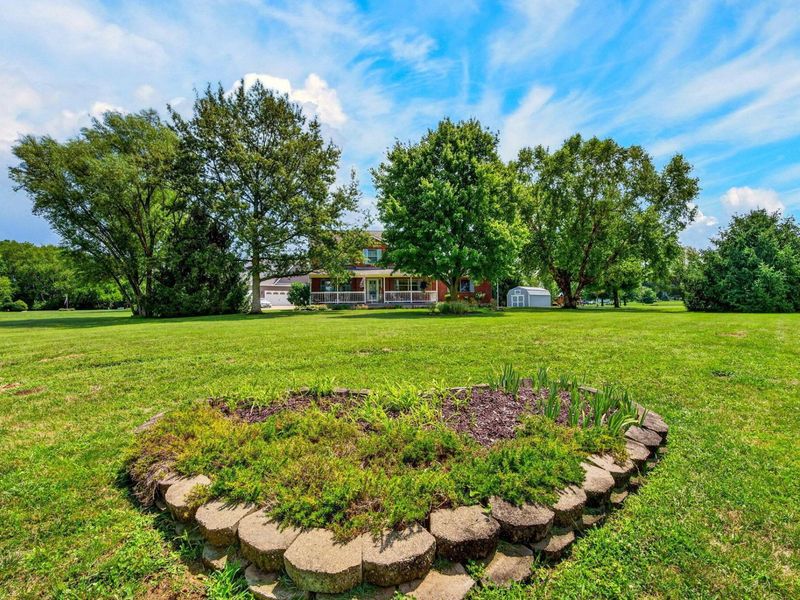 2870 Bridlewood Street , Circleville, OH 43113 Photo 9