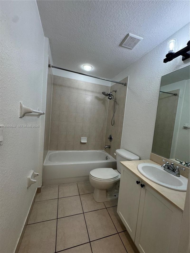 10885 NW 89th Ter , Unit 113, Doral, FL 33178 Photo