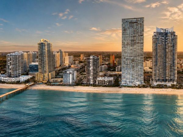 16901 Collins Avenue, Unit 3002, Sunny Isles Beach, FL 33160