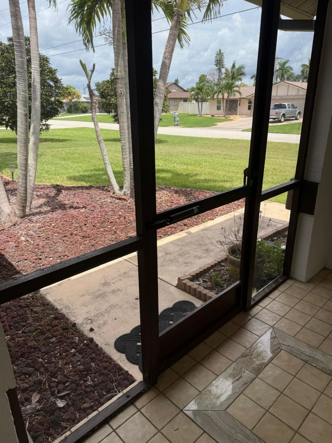 1824 SE 1st Terrace, Cape Coral, FL 33990 Photo