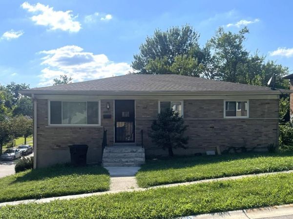 3005 Aquadale Lane, Cincinnati, OH 45211
