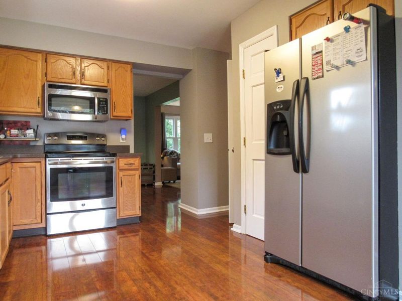 932 Tarragon Lane, Miami Twp, OH 45150 Photo 11