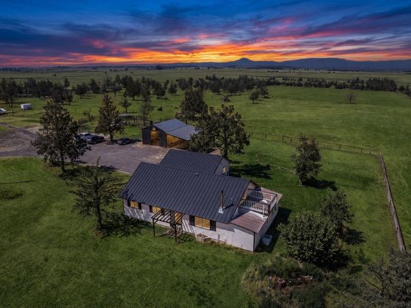 9440 SW Feather Drive, Culver, OR 97734