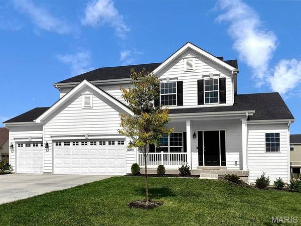2 Pin Oak at Bluestem Estates , Lake St Louis, MO 63367