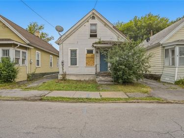 111 Lawrence Street, Syracuse, NY 13208
