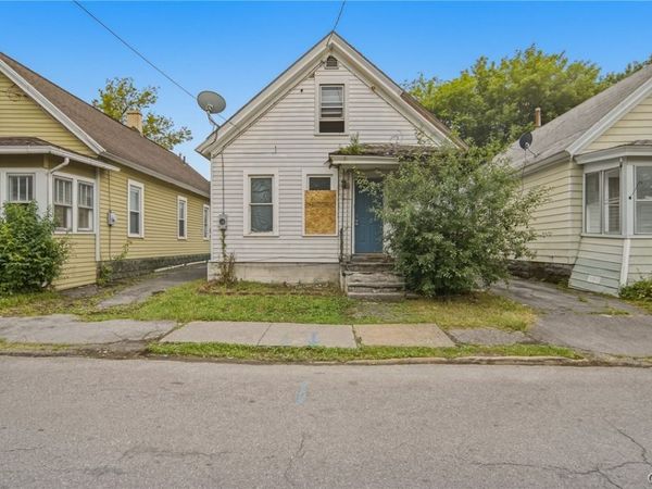 111 Lawrence Street, Syracuse, NY 13208
