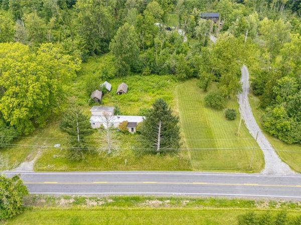 2932 Stevens Street , Clifton Springs, NY 14432