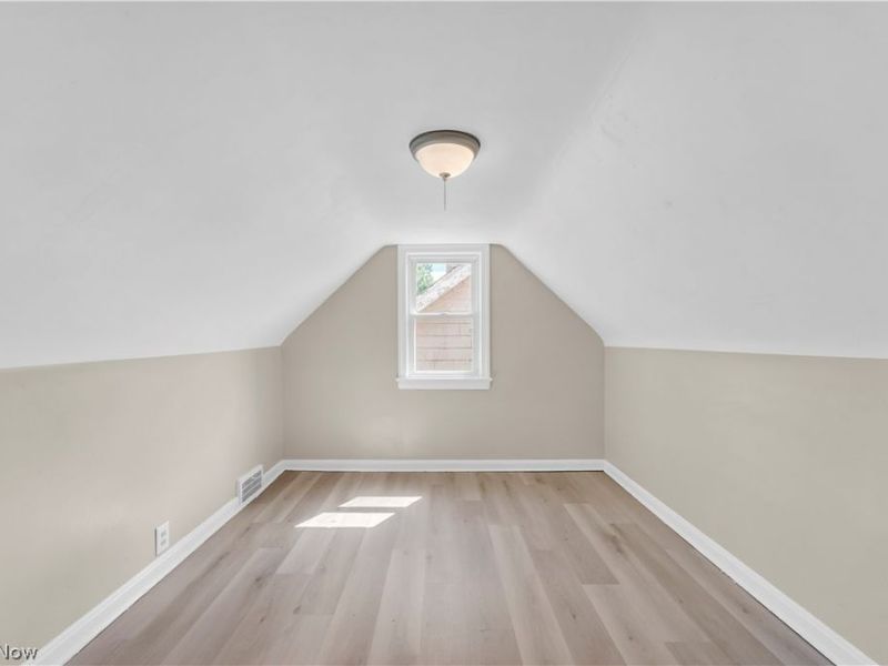 13613 Cedar Road, Unit 2/UP, University Heights, OH 44118 Photo 18