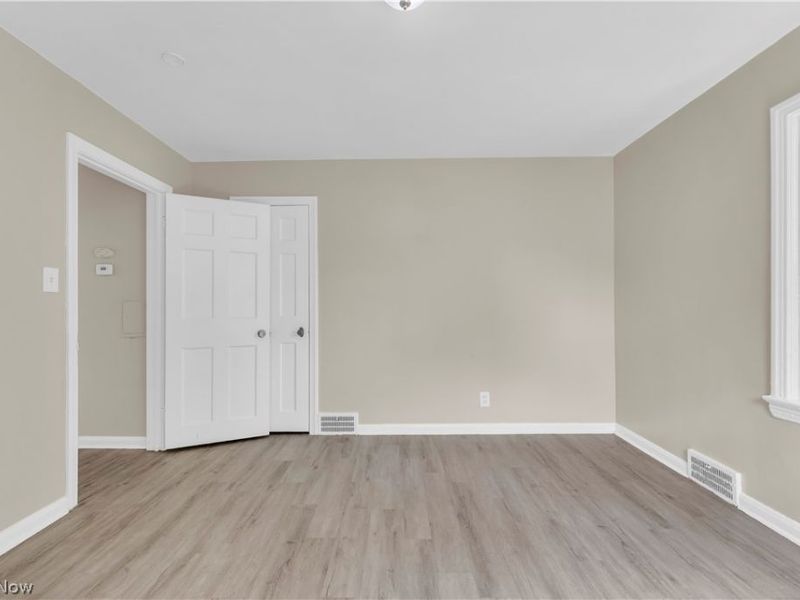 13613 Cedar Road, Unit 2/UP, University Heights, OH 44118 Photo 19