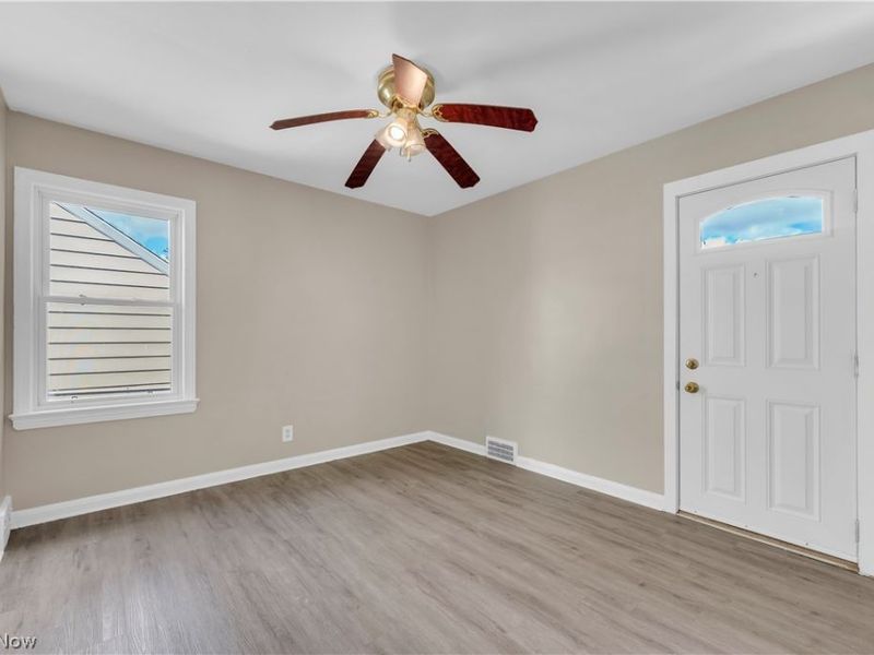 13613 Cedar Road, Unit 2/UP, University Heights, OH 44118 Photo 3