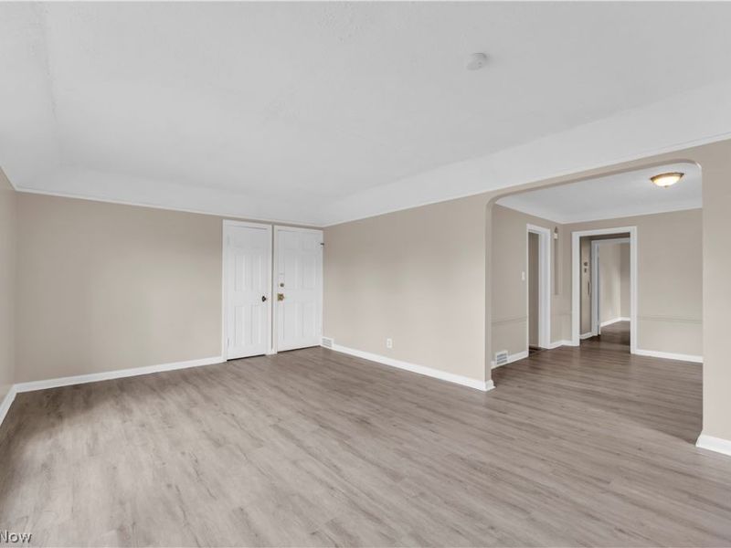 13613 Cedar Road, Unit 2/UP, University Heights, OH 44118 Photo 8