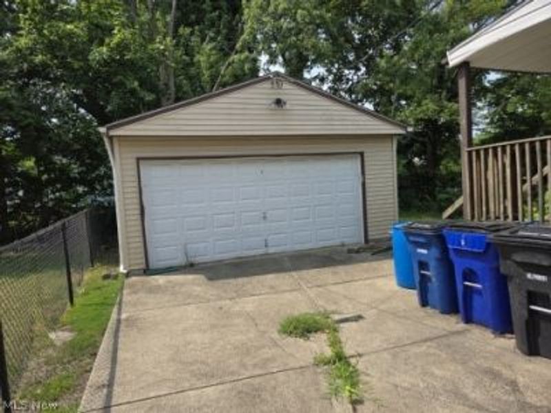 13710 Coath Avenue, Cleveland, OH 44120 Photo 2