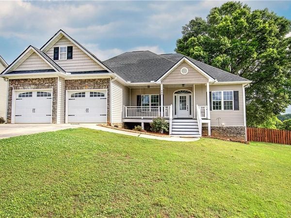 380 Bowdoin Lane SW, Adairsville, GA 30103