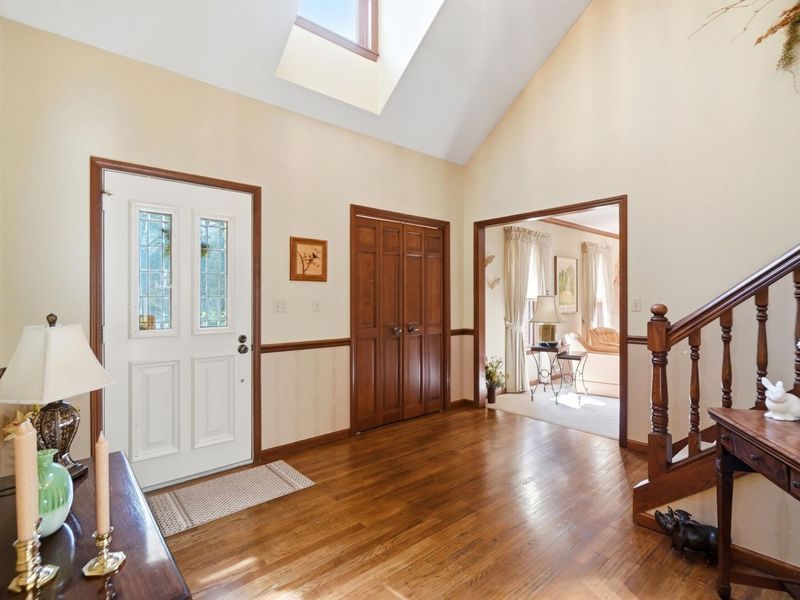 2340 Rockingham Drive, Troy, OH 45373 Photo 6
