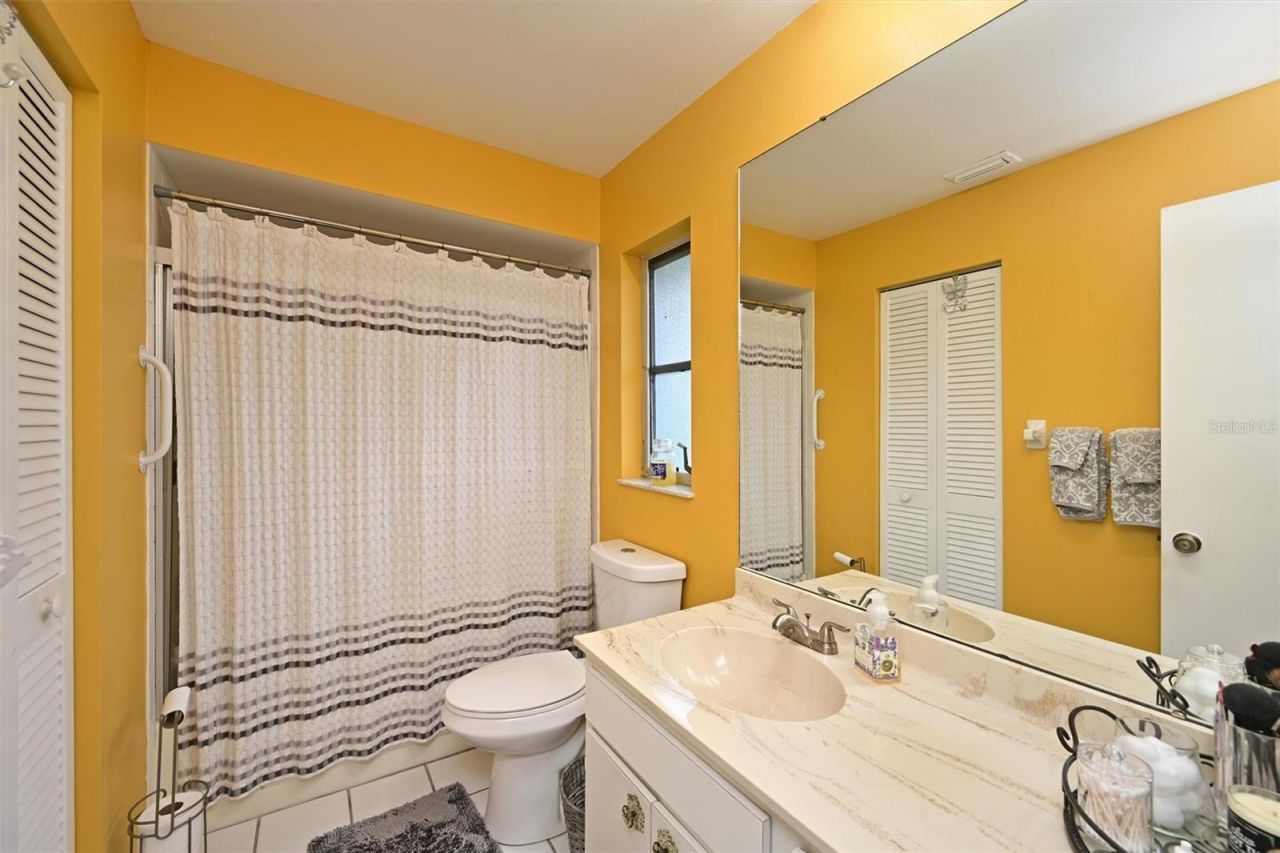 811 Alderwood Way, Sarasota, FL 34243 Photo