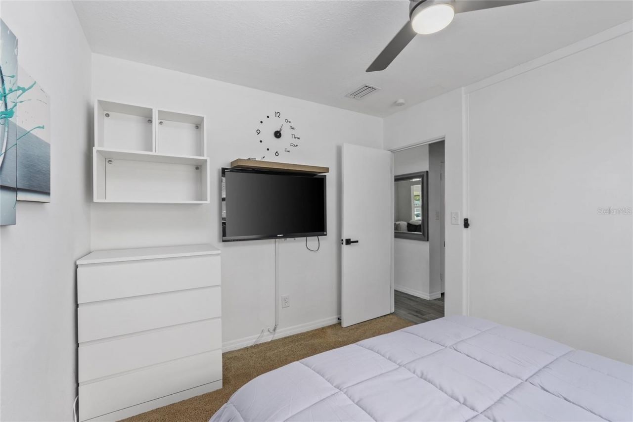 3260 36th Avenue N, Saint Petersburg, FL 33713 Photo