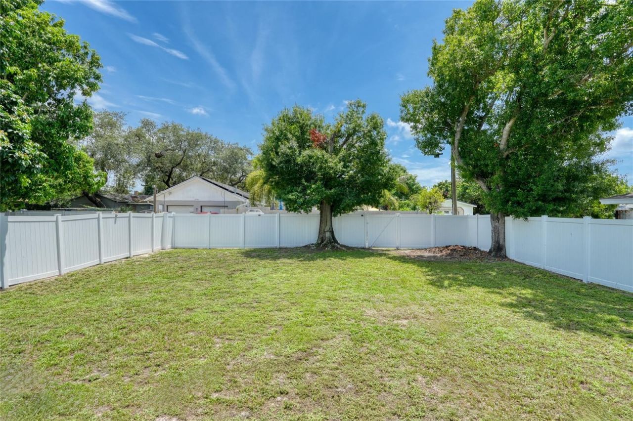 3260 36th Avenue N, Saint Petersburg, FL 33713 Photo