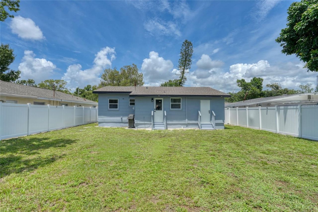 3260 36th Avenue N, Saint Petersburg, FL 33713 Photo