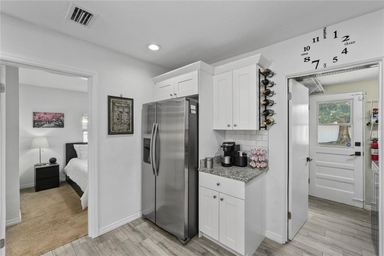 3260 36th Avenue N, Saint Petersburg, FL 33713 Photo