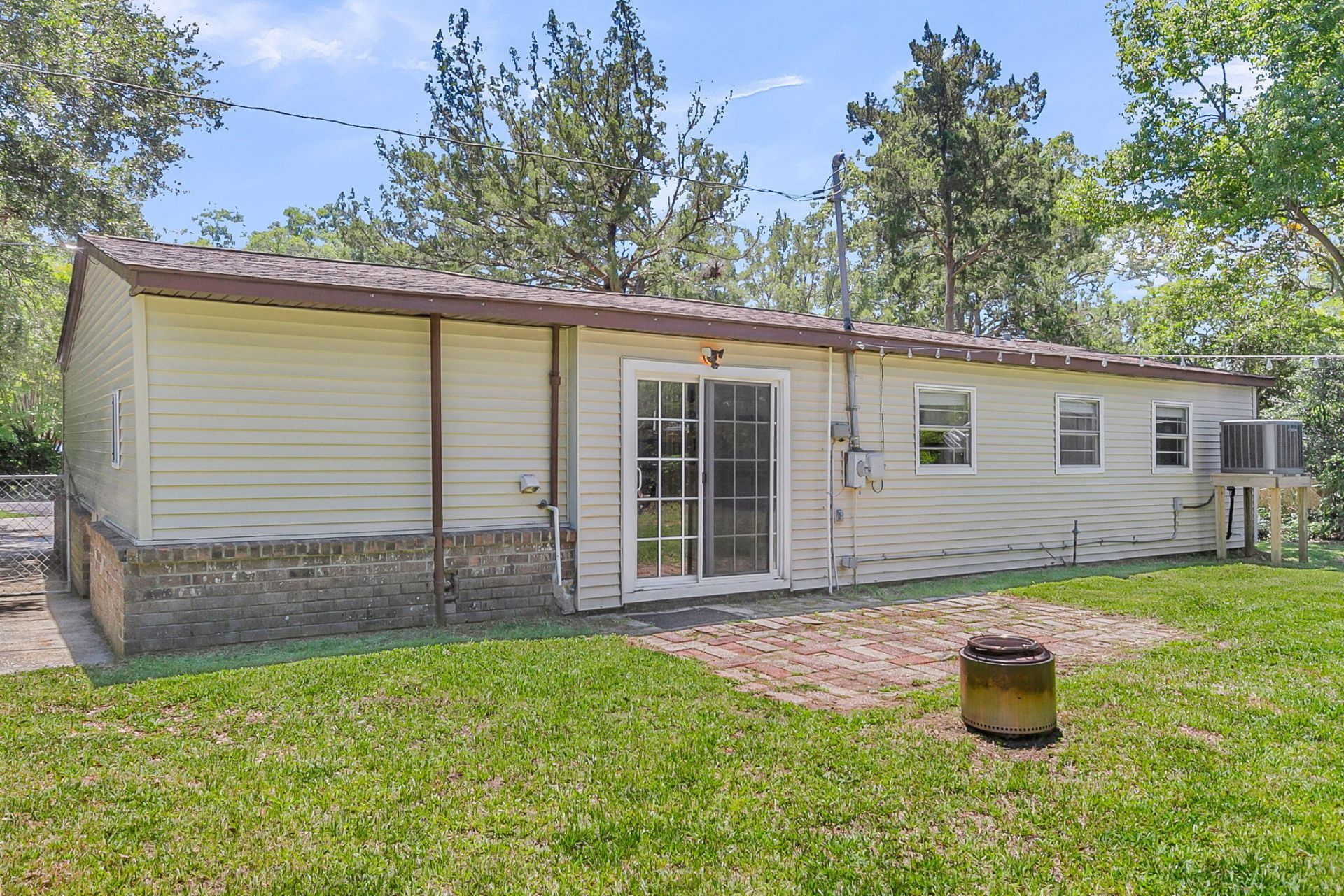 343 Lantana Drive Photo 35