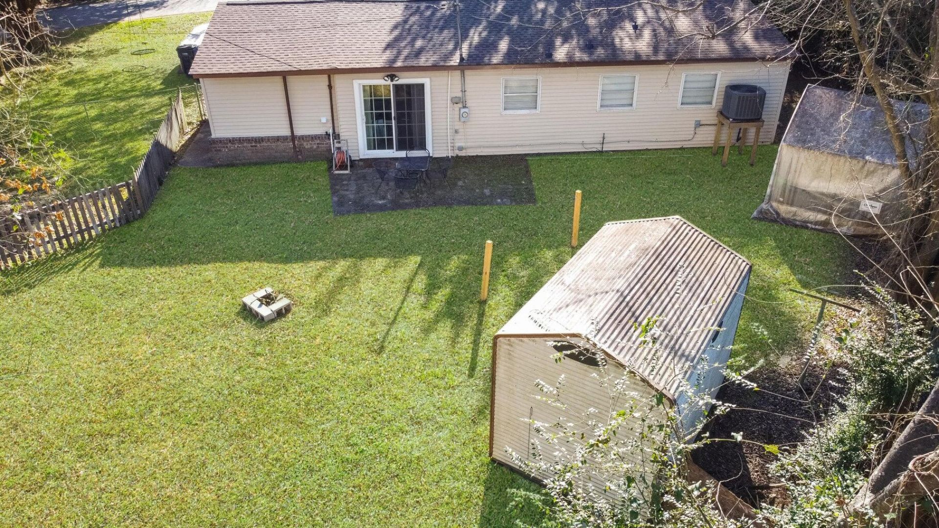 343 Lantana Drive Photo 37