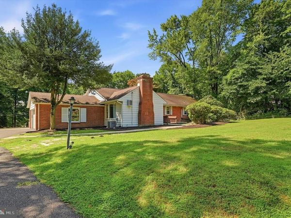 2745 EDGE HILL ROAD, HUNTINGDON VALLEY, PA 19006