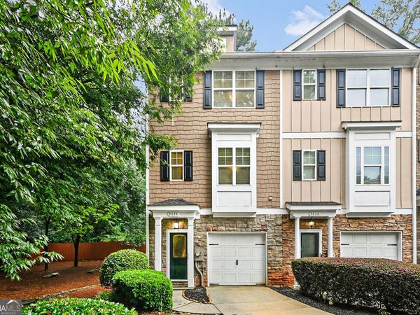 3034 Lauren Parc Road, Decatur, GA 30032