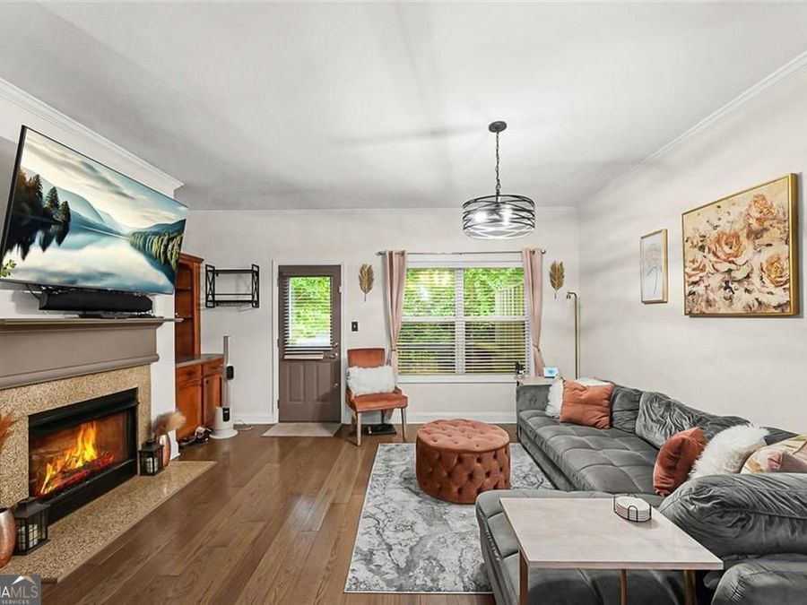 Property Image 6