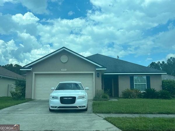 9753 Woodstone Mill Drive, Jacksonville, FL 32244