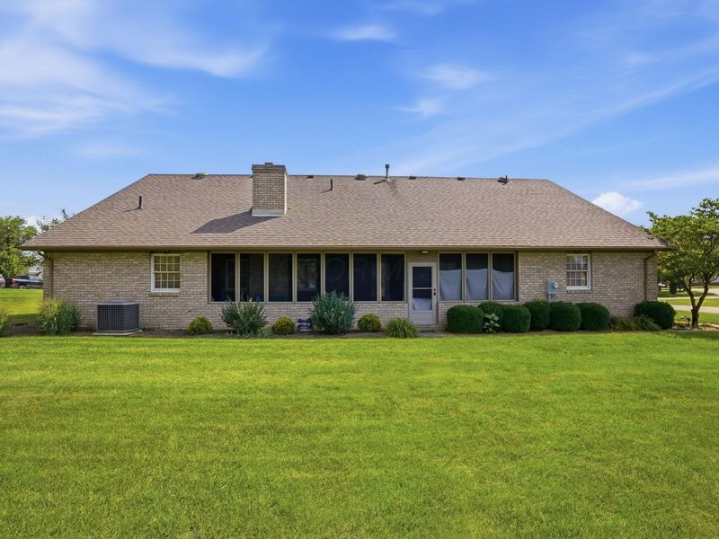 1097 Countryside Drive, Washington Court House, OH 43160 Photo 10
