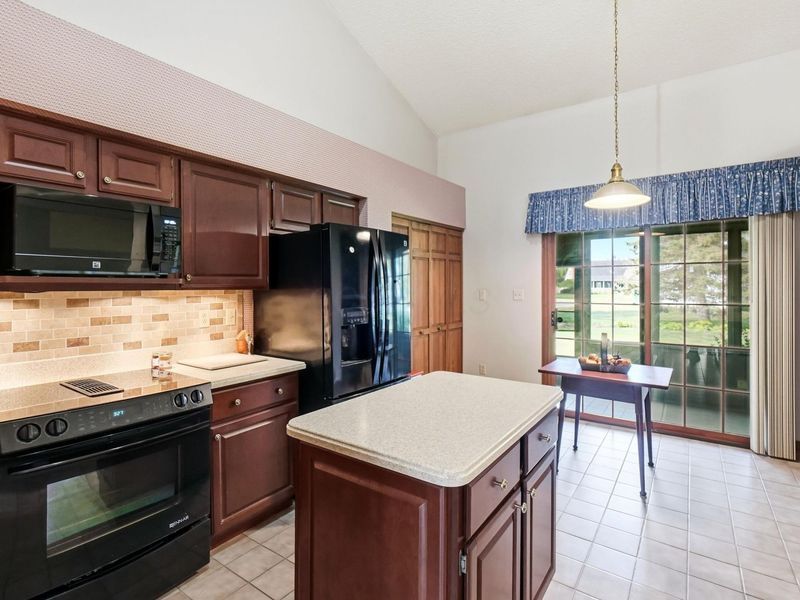 1097 Countryside Drive, Washington Court House, OH 43160 Photo 19