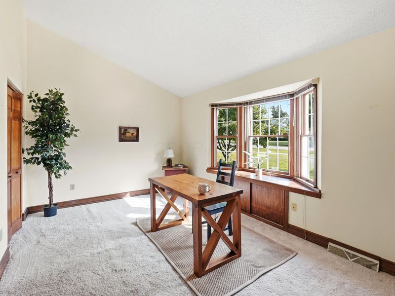 1097 Countryside Drive, Washington Court House, OH 43160 Photo 8
