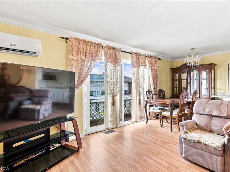 1402 Golden Gate Boulevard, Unit G203, Mayfield Heights, OH 44124 Photo 13