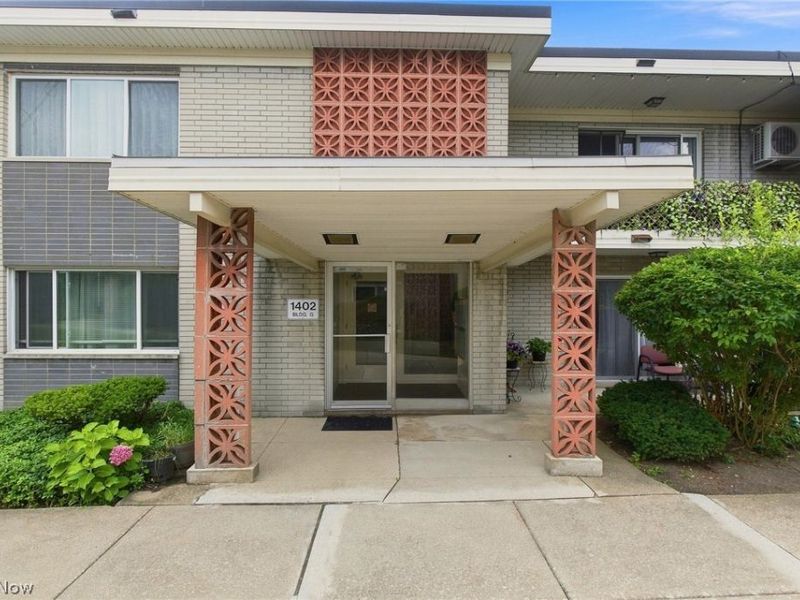 1402 Golden Gate Boulevard, Unit G203, Mayfield Heights, OH 44124 Photo 30